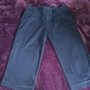 ⚛️⚛️⚛️ Adorable Blue Capri ⚛️⚛️⚛️ size 8